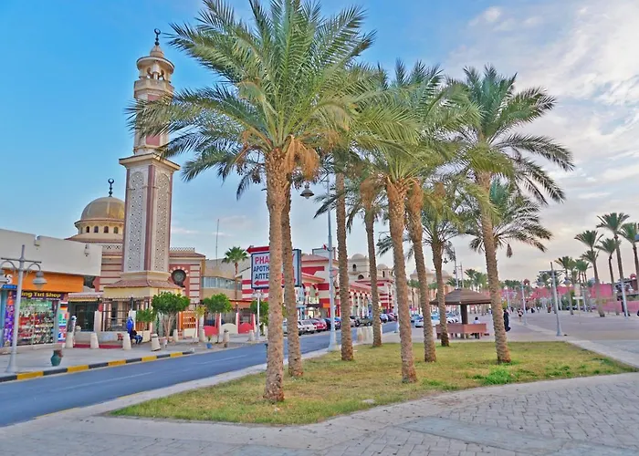 The Touristic Promenade Апартаменты