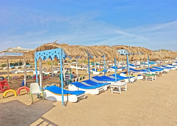 The Touristic Promenade Апартаменты Хургада